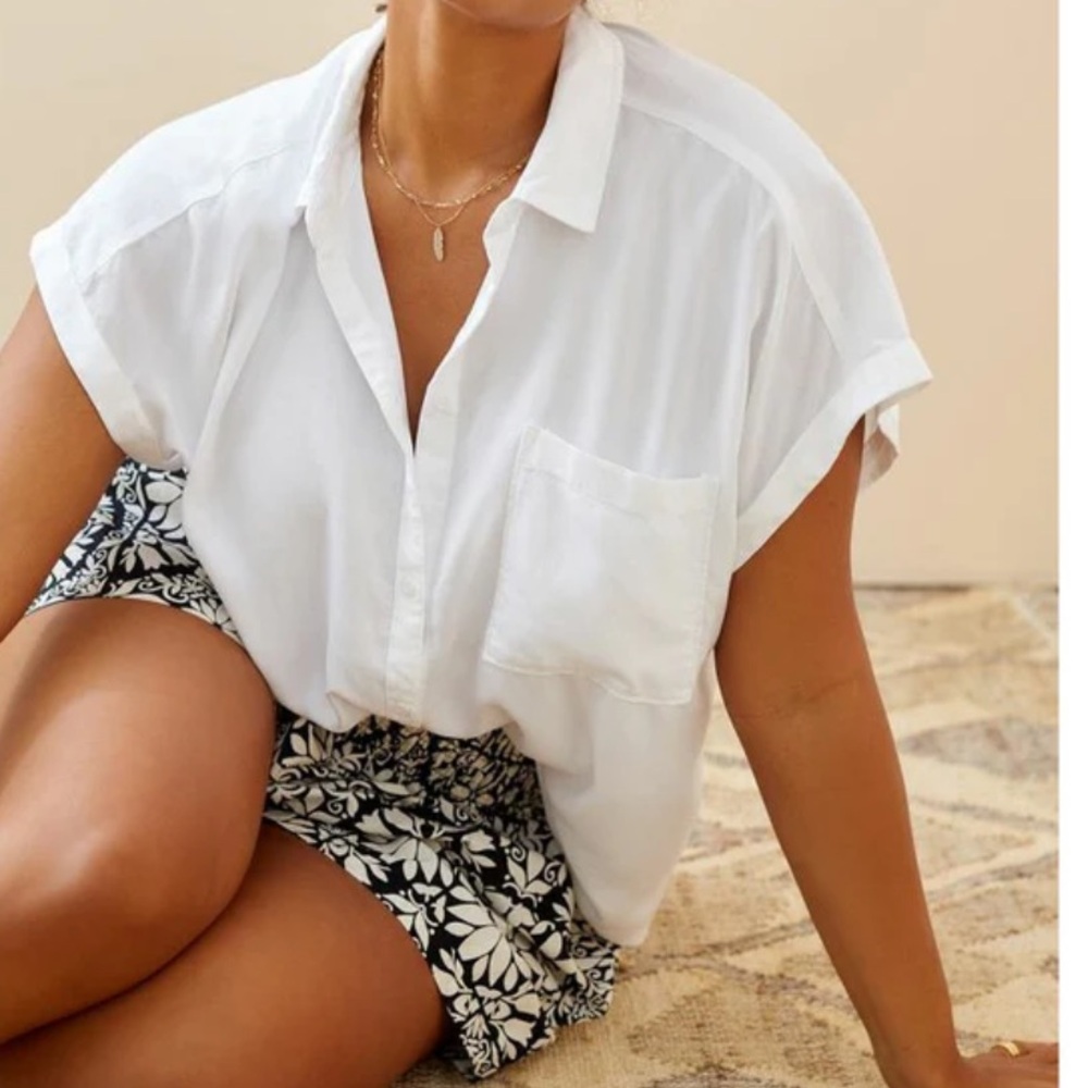 NWT Cloth & Stone Split Back Button Down Top NWT - image 2